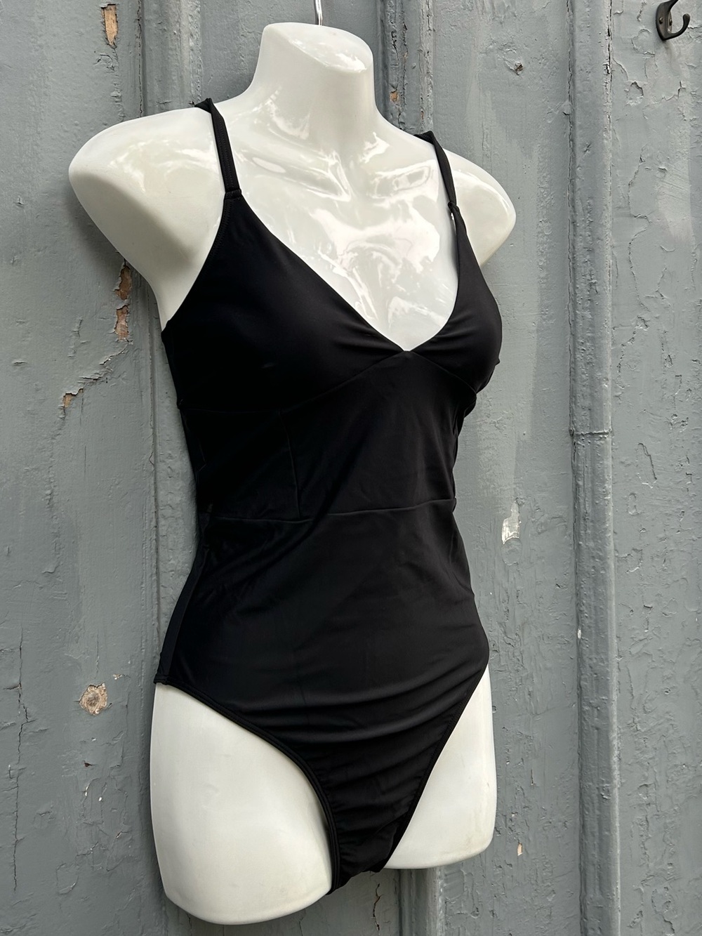 SUMMERSALT The Wave One Piece Swimsuit, size 6 - Picture 7 of 13